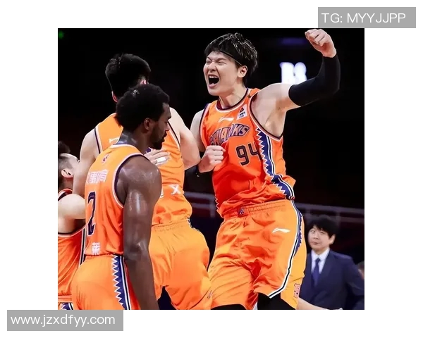 2016年CBA季后赛上海队与新疆队激战回顾与精彩瞬间分析 2016年CBA季后赛上海队与新疆队激战回顾与精彩瞬间分析